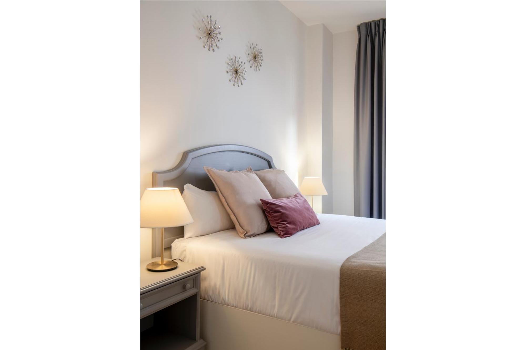 Magno Apartments Santa Justa Севілья Екстер'єр фото