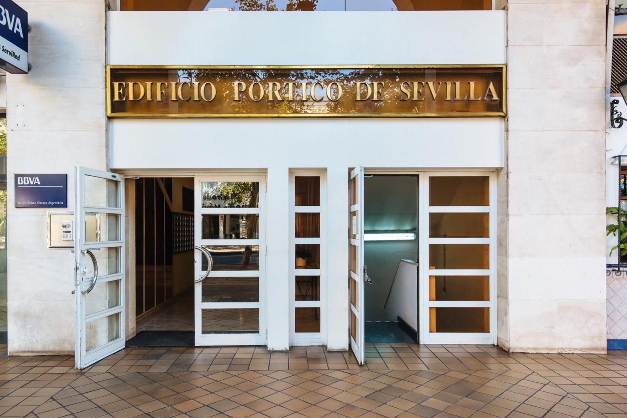 Magno Apartments Santa Justa Севілья Екстер'єр фото